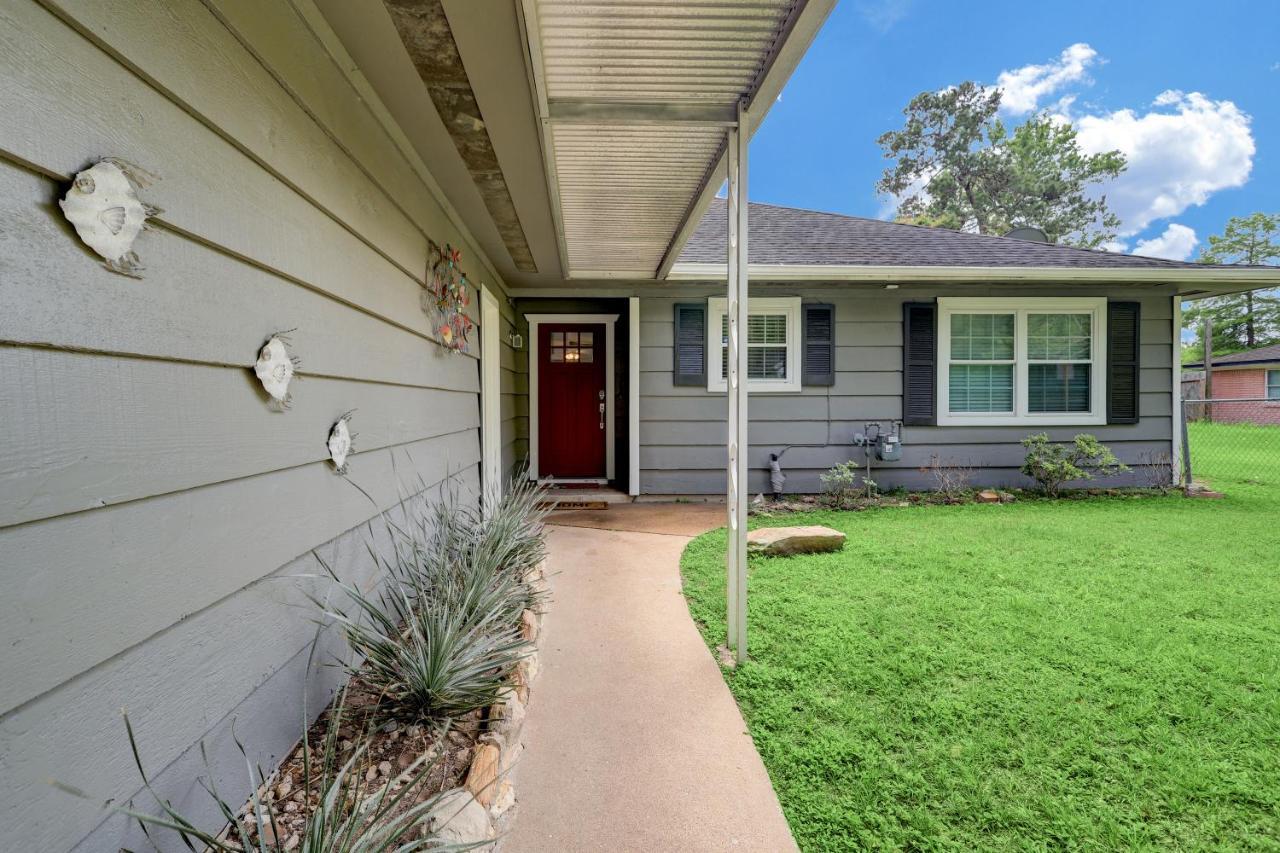Kingwood Cottage - 10 Mins From Iah - Lake Front Humble Exterior photo