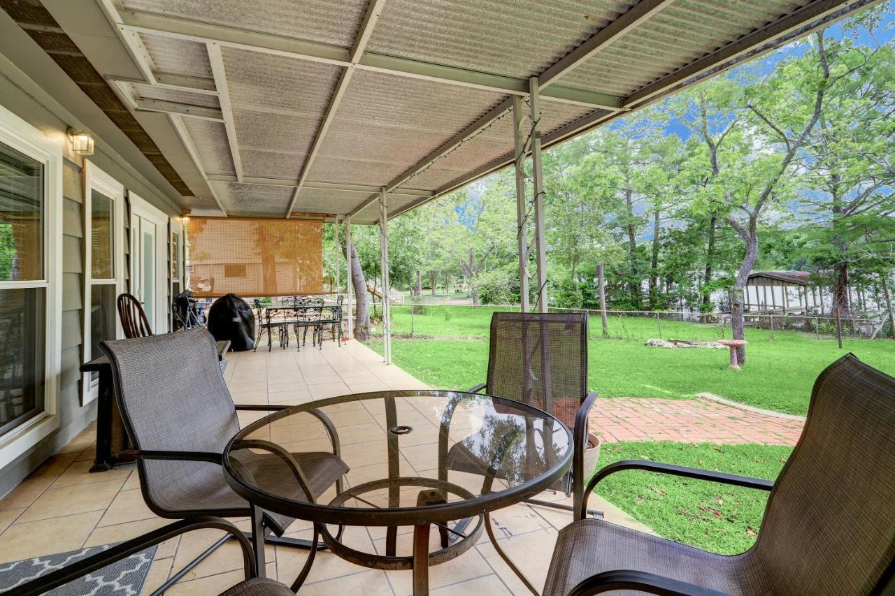 Kingwood Cottage - 10 Mins From Iah - Lake Front Humble Exterior photo